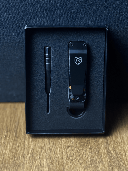 BRELOK TORVEN RED CARBON